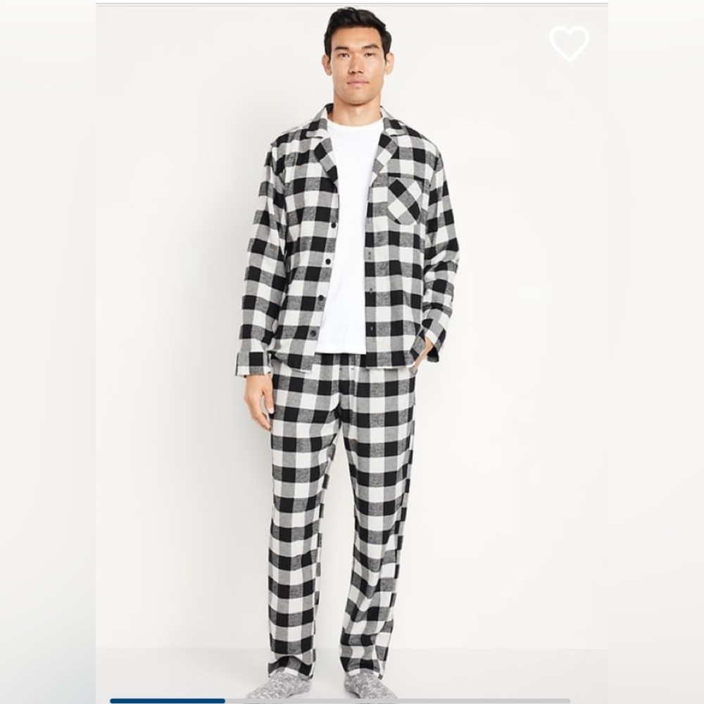 NEW Men’s 2 Piece Flannel Pajama Set